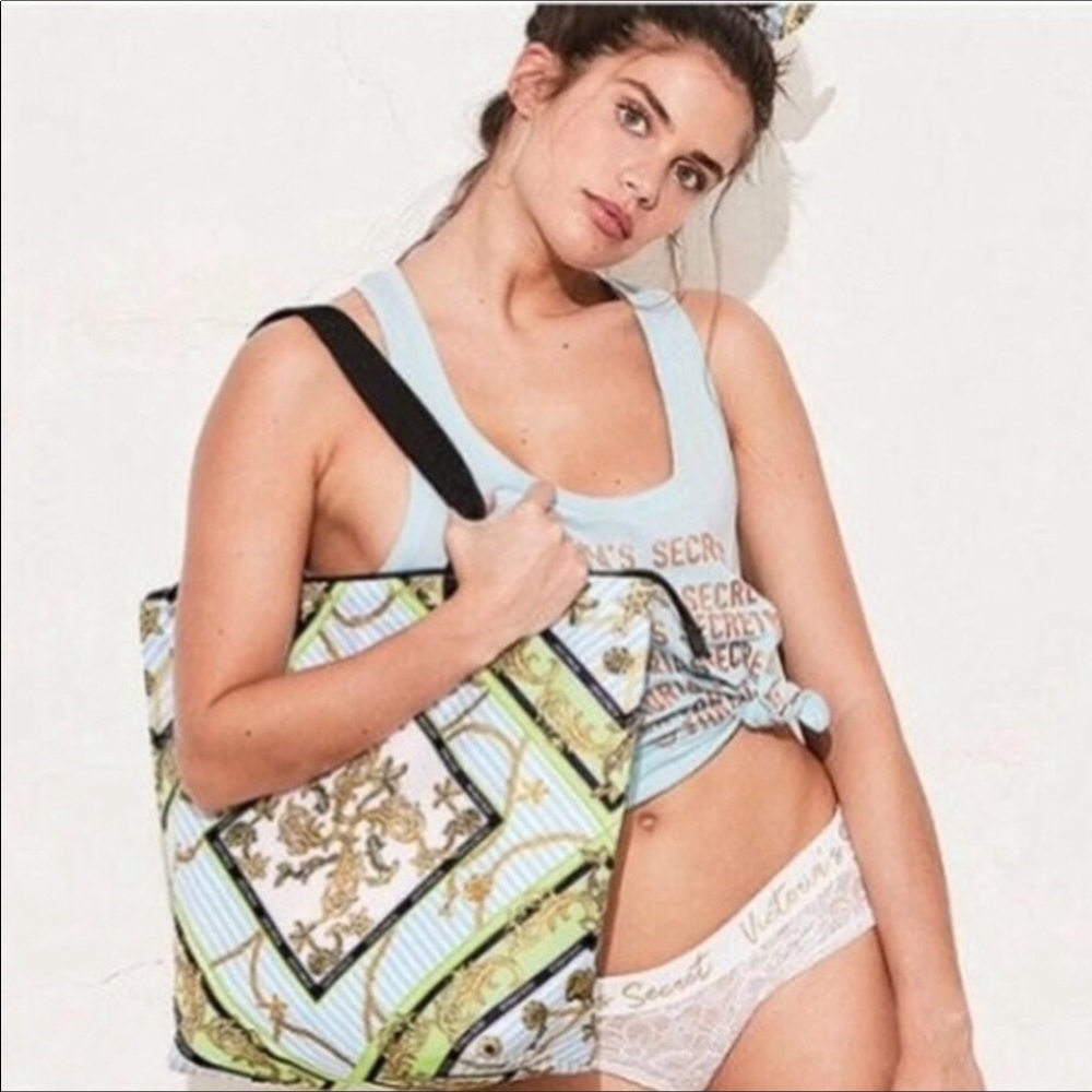 NWT 3 PC Victoria's Secret Beach & Picnic Tote Bundle - Picture 7 of 8